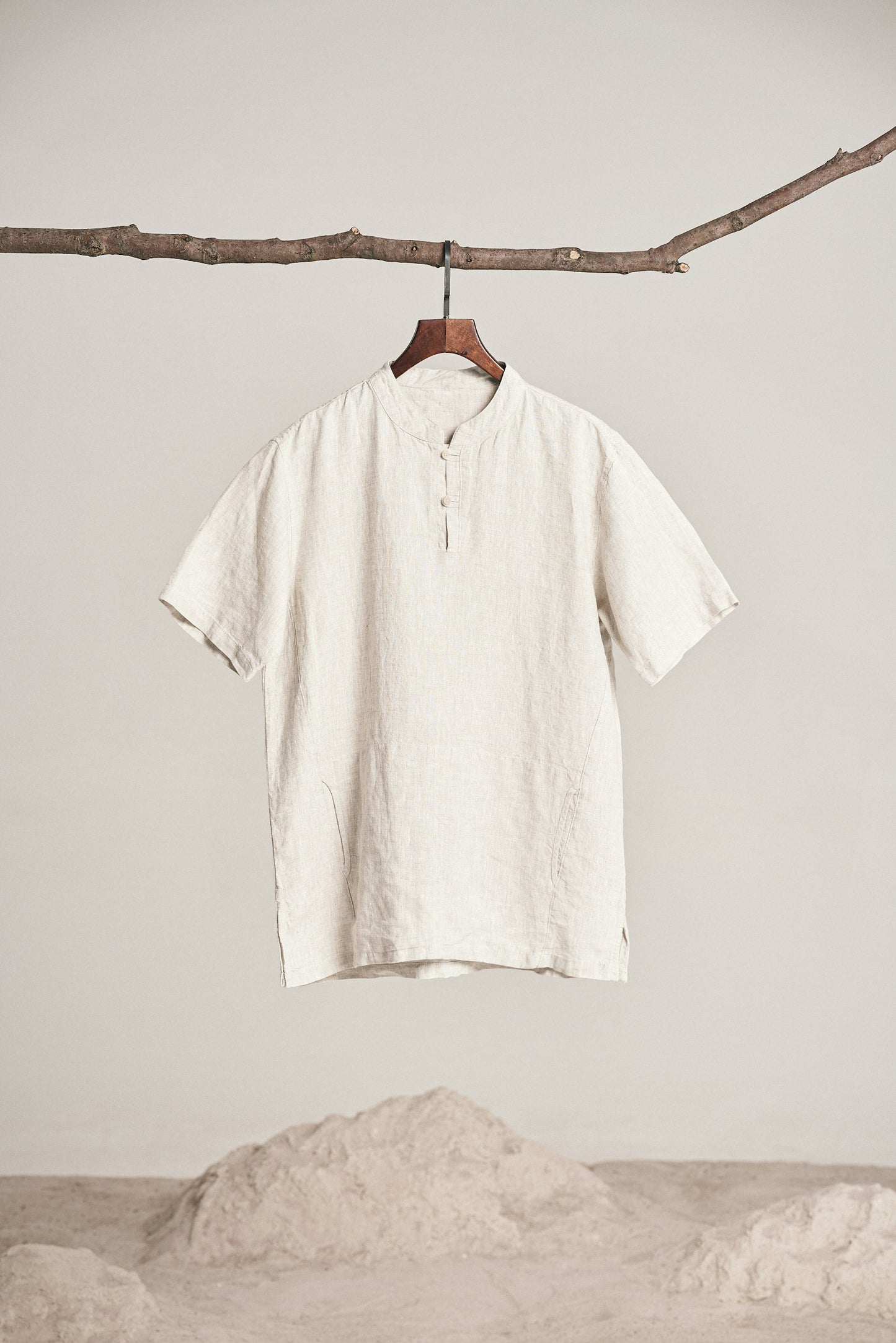Band collar shirt (White)